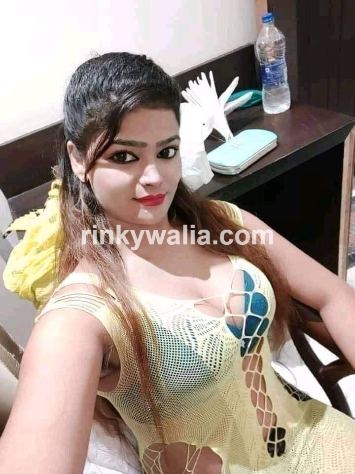 escorts in Zirakpur